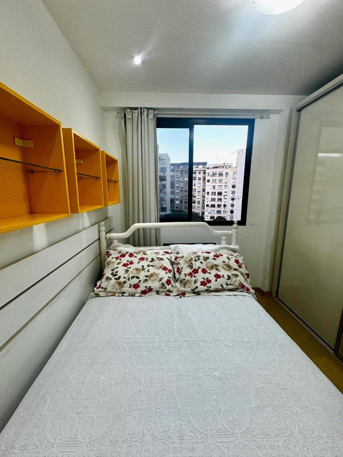 Copacabana Flat 2 *